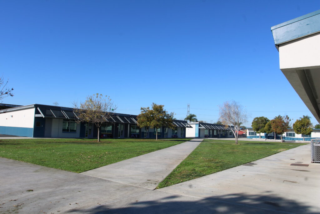 De Anza Elementary School before turf transformation